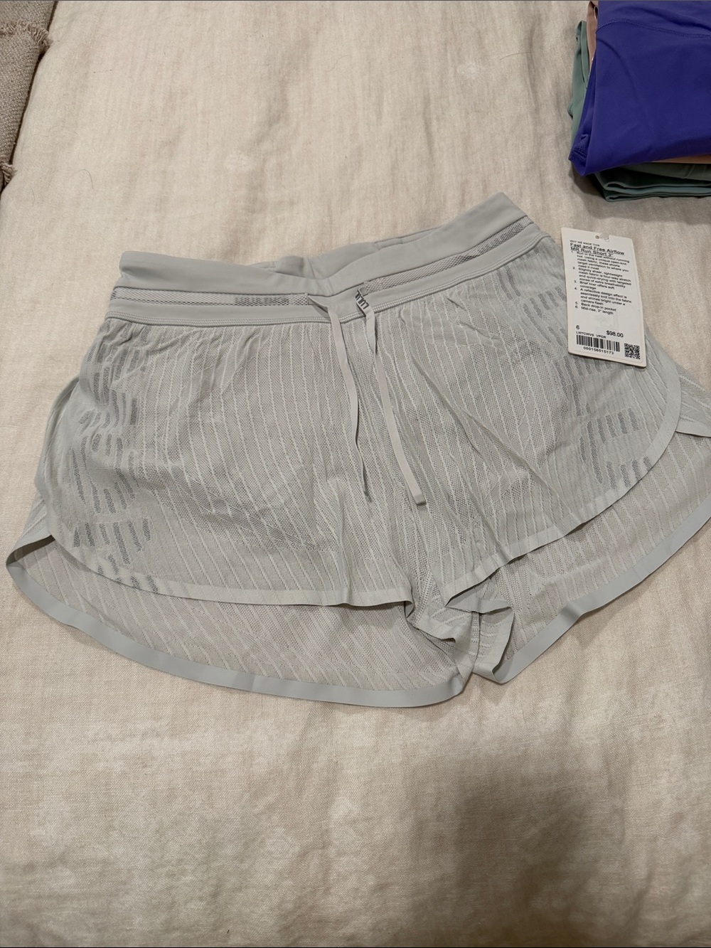 Lululemon Fast and Free Airflow MR Run Shirt 3”